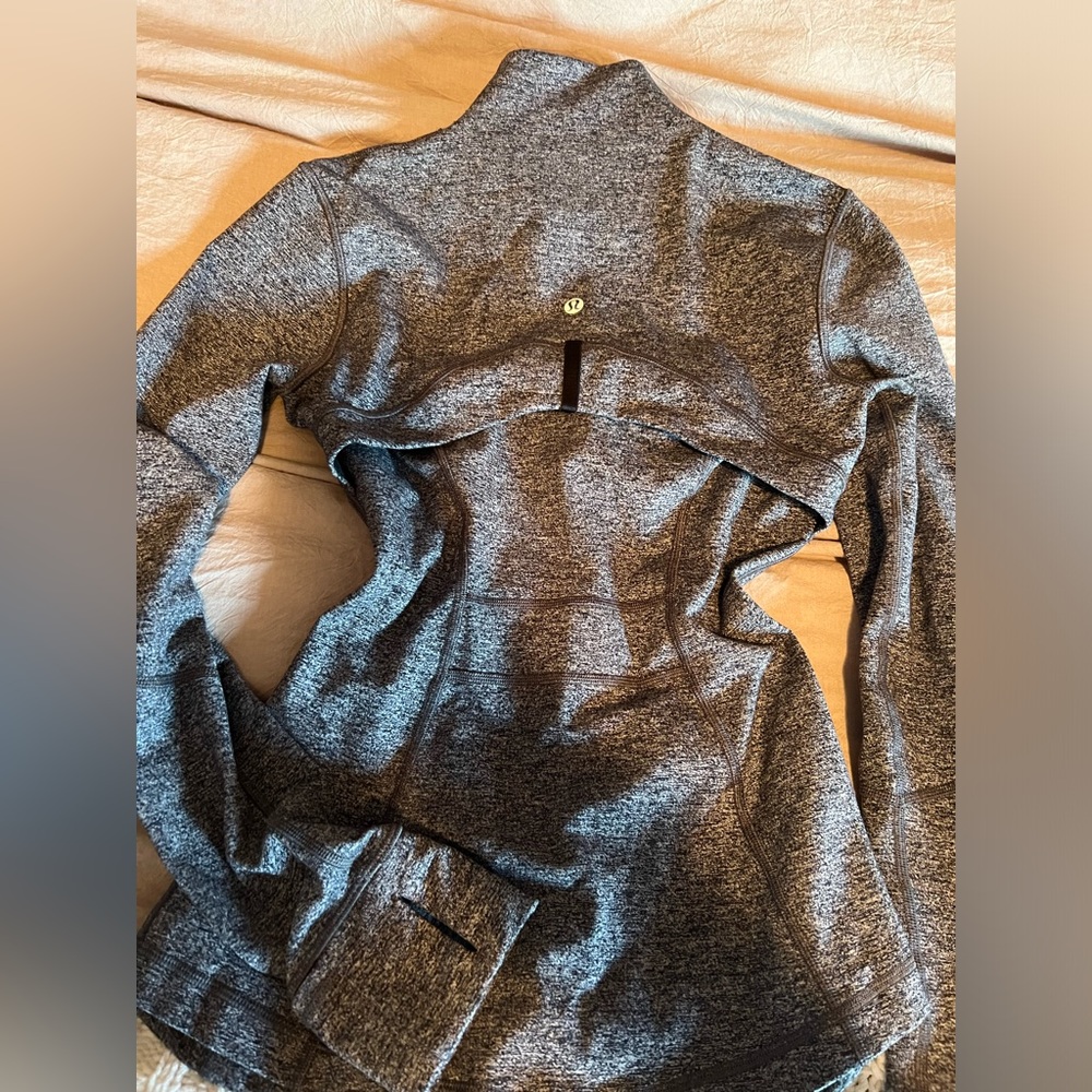 Lululemon sweater - Picture 3 of 3